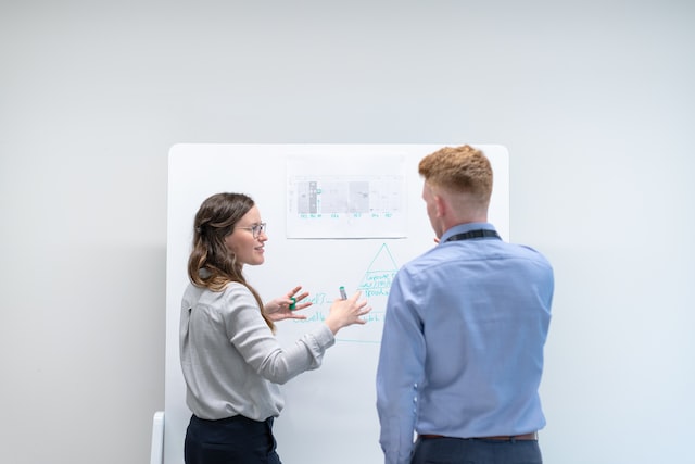 Meeting pods make meetings private and interruption-free.