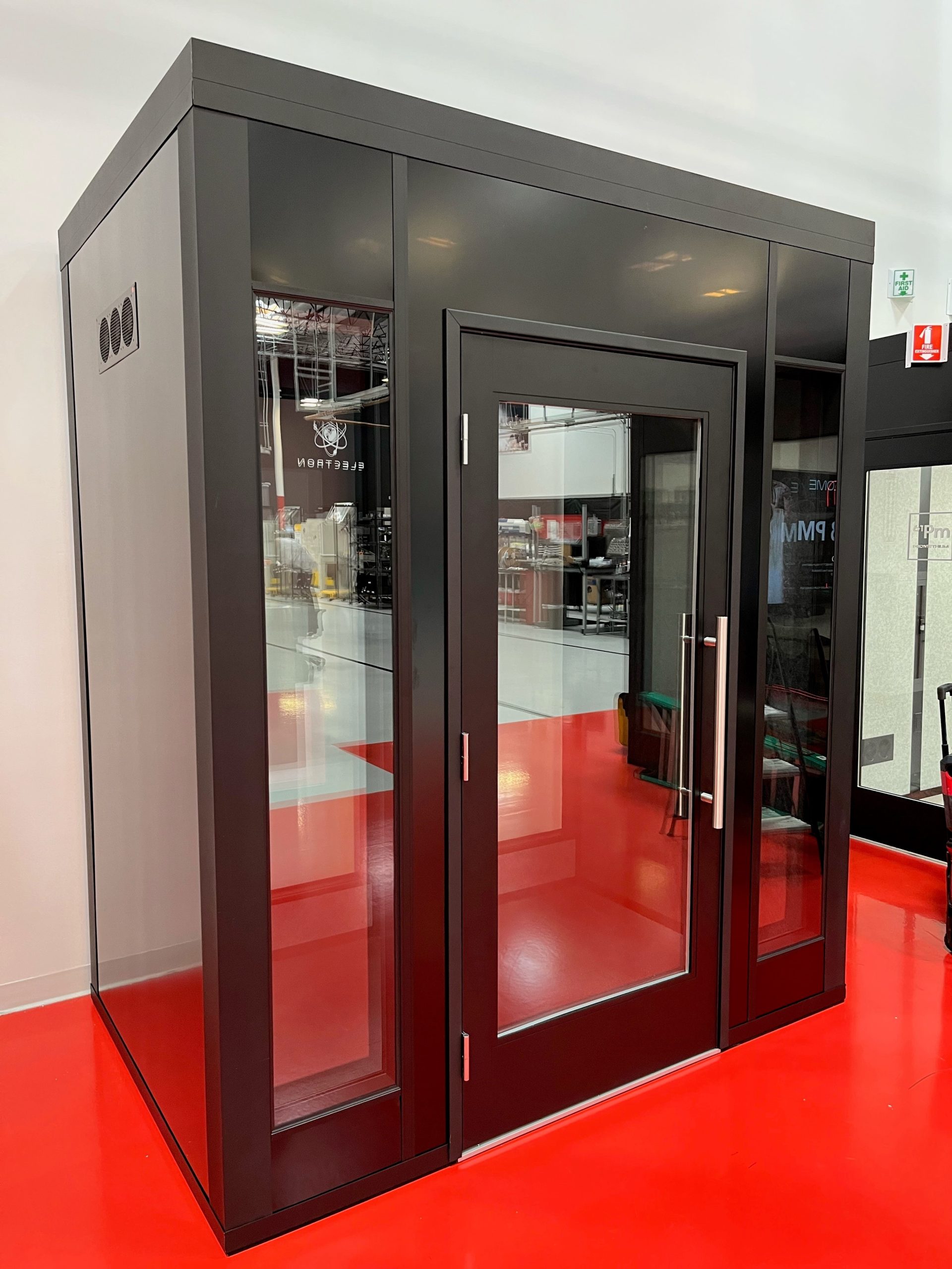 4x8 zonez privacy pod suite